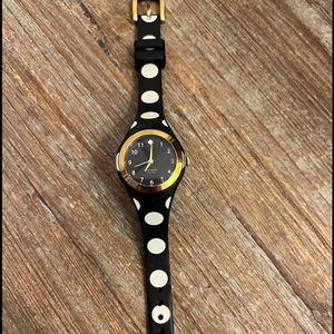 Women’s Kate Spade Watch in adorable polka dot style.  Like new condition.